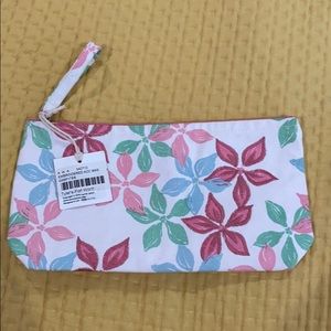 Accessory bag with Hawaiian design!